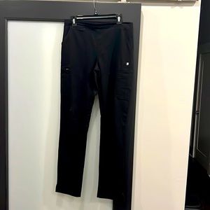 Figs black straight leg